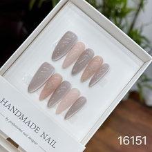 Load image into Gallery viewer, Handmade custom nail art wears nail flashes and high-quality fake nails(16151)