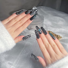 Load image into Gallery viewer, Handmade custom nail art wears nail flashes and high-quality fake nails(3247)