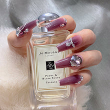 Load image into Gallery viewer, Handmade custom nail art wears nail flashes and high-quality fake nails(3270)