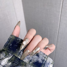 Load image into Gallery viewer, Handmade custom nail art wears nail flashes and high-quality fake nails(29400)