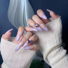 Load image into Gallery viewer, Handmade custom nail art wears nail flashes and high-quality fake nails(29450)