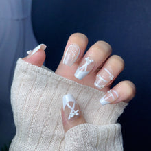 Load image into Gallery viewer, Handmade custom nail art wears nail flashes and high-quality fake nails(29448)