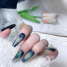 Load image into Gallery viewer, Handmade custom nail art wears nail flashes and high-quality fake nails(29402)