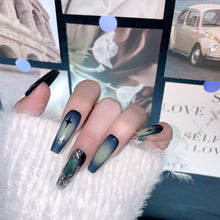 Load image into Gallery viewer, Handmade custom nail art wears nail flashes and high-quality fake nails(29402)
