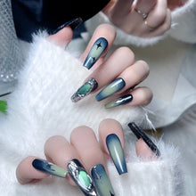 Load image into Gallery viewer, Handmade custom nail art wears nail flashes and high-quality fake nails(29402)