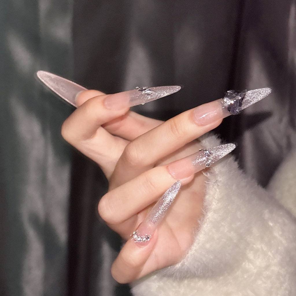 Handmade custom nail art wears nail flashes and high-quality fake nails(16176)