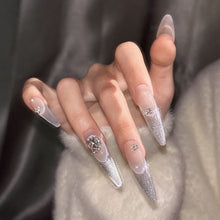 Load image into Gallery viewer, Handmade custom nail art wears nail flashes and high-quality fake nails（241354）