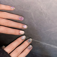 Load image into Gallery viewer, Handmade custom nail art wears nail flashes and high-quality fake nails(29251)