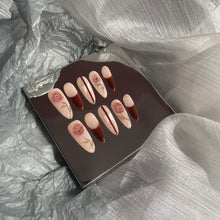 Load image into Gallery viewer, Handmade custom nail art wears nail flashes and high-quality fake nails(29218)
