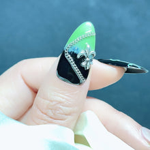 Load image into Gallery viewer, Handmade custom nail art wears nail flashes and high-quality fake nails(AX005)