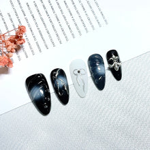 Load image into Gallery viewer, Handmade custom nail art wears nail flashes and high-quality fake nails(AX011)