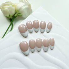 Load image into Gallery viewer, Handmade custom nail art wears nail flashes and high-quality fake nails(J19003)