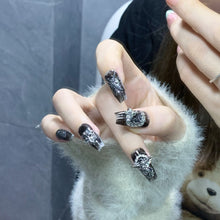 Load image into Gallery viewer, Handmade custom nail art wears nail flashes and high-quality fake nails(29135)