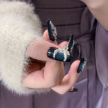 Load image into Gallery viewer, Handmade custom nail art wears nail flashes and high-quality fake nails（29160）