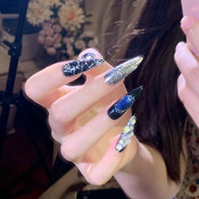 Load image into Gallery viewer, Handmade custom nail art wears nail flashes and high-quality fake nails(29190)