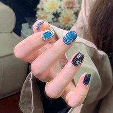 Load image into Gallery viewer, Handmade custom nail art wears nail flashes and high-quality fake nails(29210)