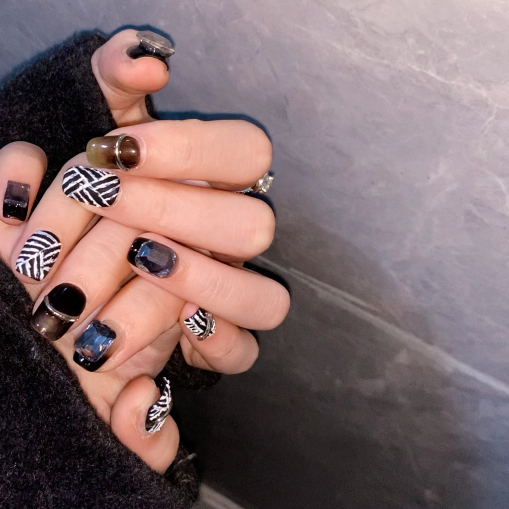 Handmade custom nail art wears nail flashes and high-quality fake nails(29245)