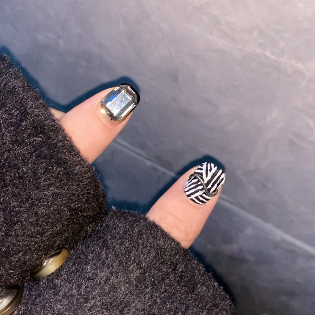 Handmade custom nail art wears nail flashes and high-quality fake nails(29245)