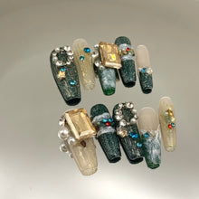Load image into Gallery viewer, Handmade custom nail art wears nail flashes and high-quality fake nails(29284)