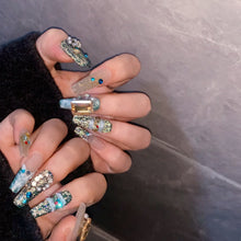 Load image into Gallery viewer, Handmade custom nail art wears nail flashes and high-quality fake nails(29284)