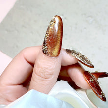 Load image into Gallery viewer, Handmade custom nail art wears nail flashes and high-quality fake nails(29536)