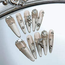 Load image into Gallery viewer, Handmade custom nail art wears nail flashes and high-quality fake nails(29524)