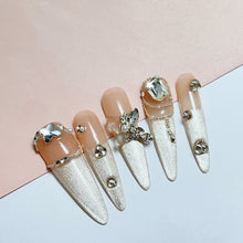 Load image into Gallery viewer, Handmade custom nail art wears nail flashes and high-quality fake nails(29524)