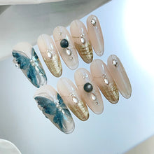 Load image into Gallery viewer, Handmade custom nail art wears nail flashes and high-quality fake nails(29520)