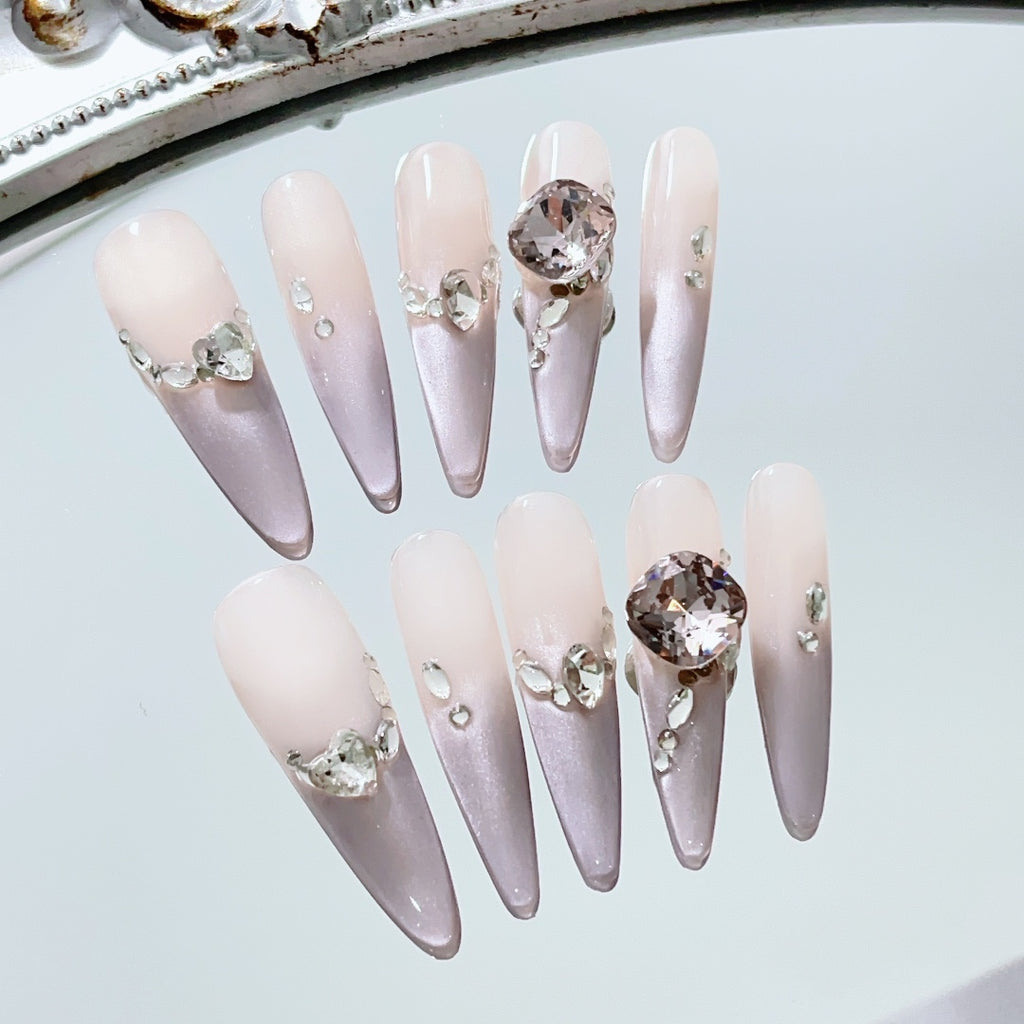 Handmade custom nail art wears nail flashes and high-quality fake nails（3291）