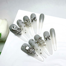 Load image into Gallery viewer, Handmade custom nail art wears nail flashes and high-quality fake nails(3287)