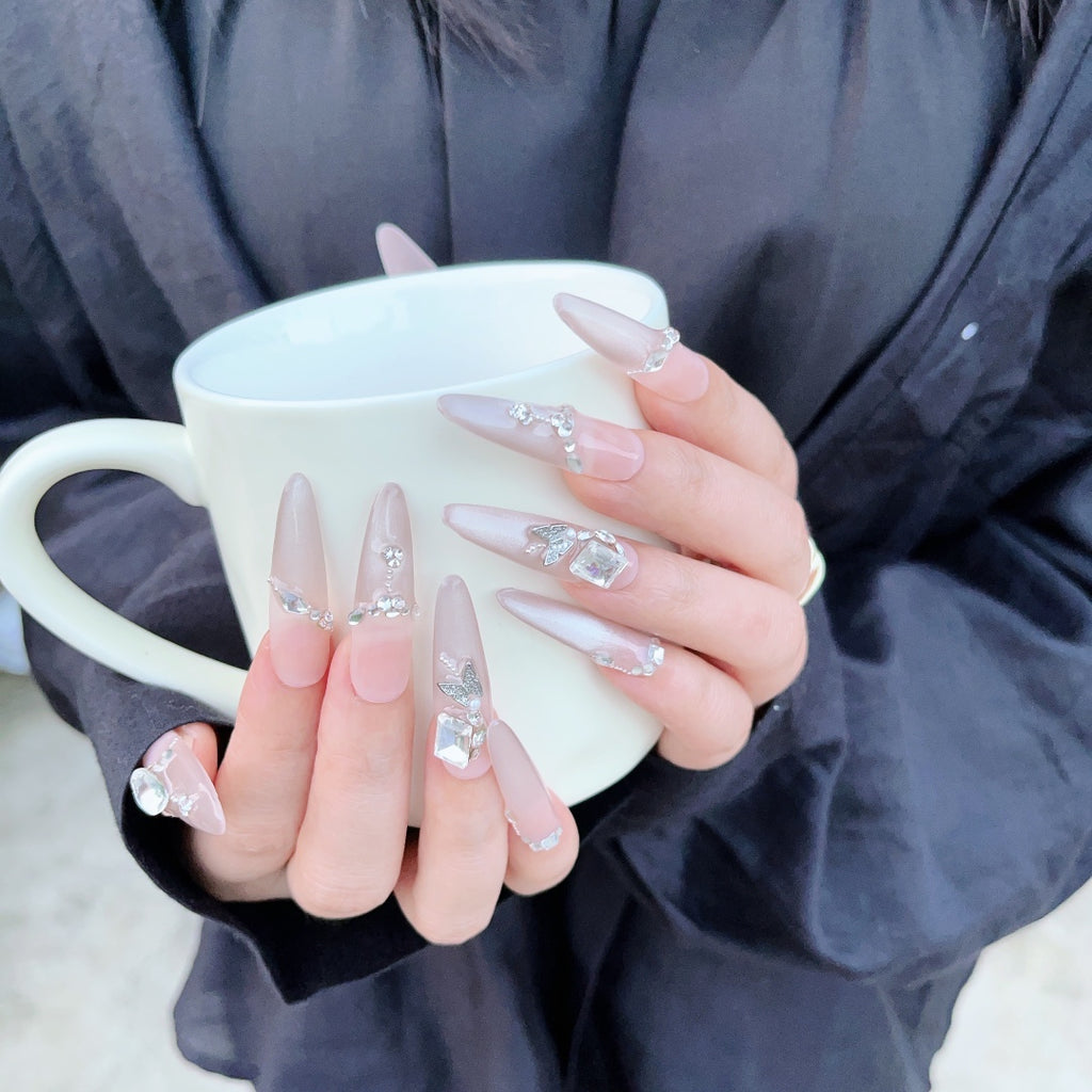 Handmade custom nail art wears nail flashes and high-quality fake nails(3283)