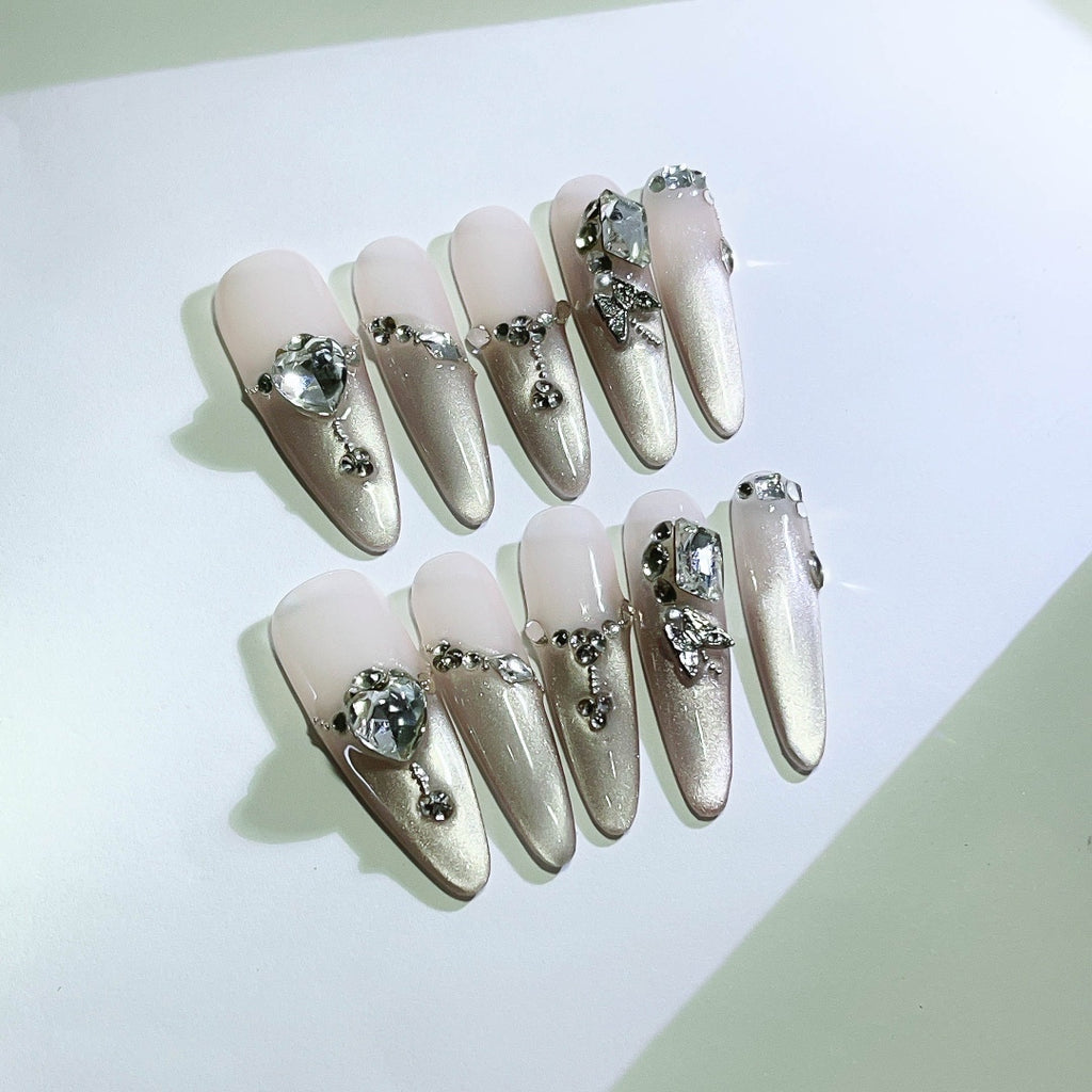 Handmade custom nail art wears nail flashes and high-quality fake nails(3283)