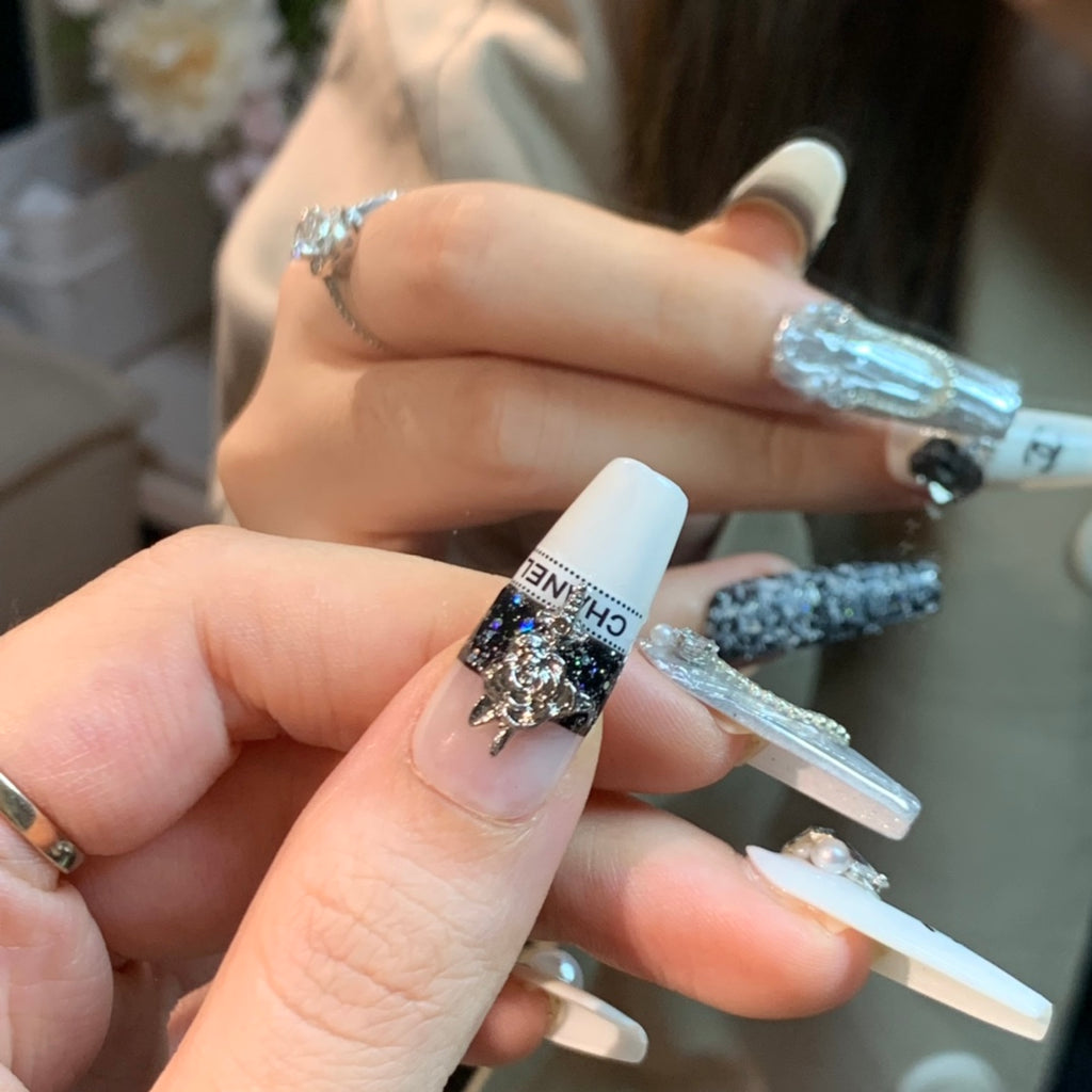 Handmade custom nail art wears nail flashes and high-quality fake nails(3237)