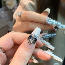 Load image into Gallery viewer, Handmade custom nail art wears nail flashes and high-quality fake nails(3237)