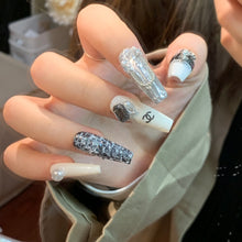 Load image into Gallery viewer, Handmade custom nail art wears nail flashes and high-quality fake nails(3237)