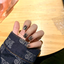 Load image into Gallery viewer, Handmade custom nail art wears nail flashes and high-quality fake nails(1682)
