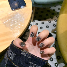 Load image into Gallery viewer, Handmade custom nail art wears nail flashes and high-quality fake nails(1682)