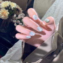 Load image into Gallery viewer, Handmade custom nail art wears nail flashes and high-quality fake nails(16126)