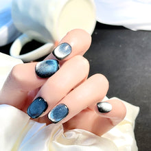 Load image into Gallery viewer, Handmade custom nail art wears nail flashes and high-quality fake nails(16145)