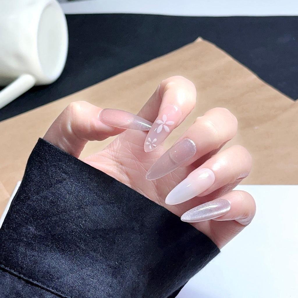 Handmade custom nail art wears nail flashes and high-quality fake nails(16151)